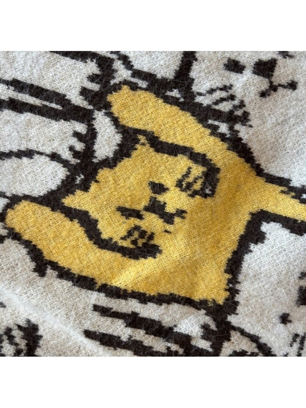 Cream and Yellow Cat Intarsia Crewneck Sweater - Picture 3 of 4